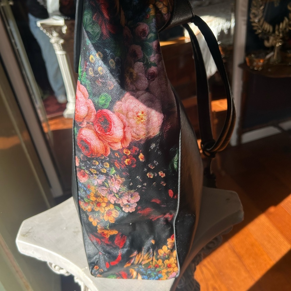 Kelly and Katie Floral Tote Bag - Picture 4 of 7